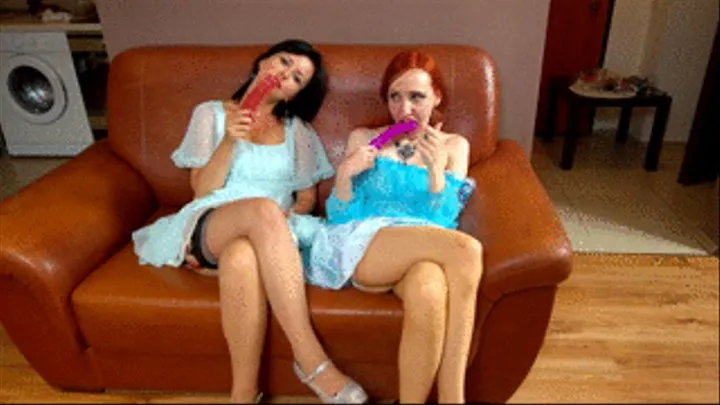 2 lesbos in nylons and 2 dildos and blue dresses