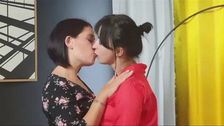 Lesbian love is the best: