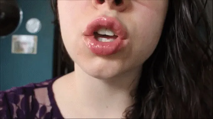 Gorgeous Glossy Pout