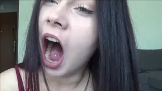 Amazing teeth when yawn 2