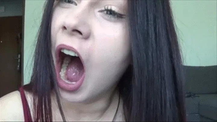 Amazing teeth when yawn 2