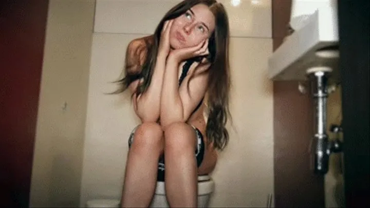 Louuuud on the toilet