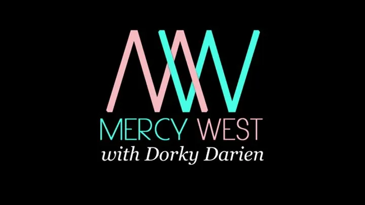 Dorky Darien fucks Mercy West