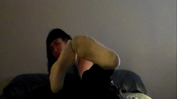 Diana's size 10 feet part 1 (sock removal)