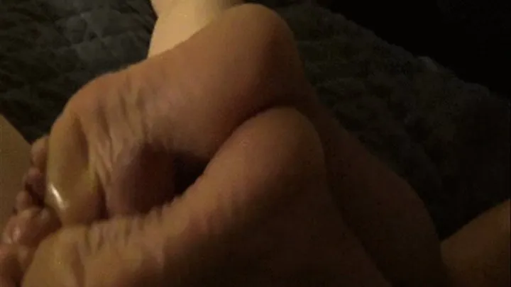 Another footjob/solejob by Shondra's step-mom (close up pov, two footjobs in one)