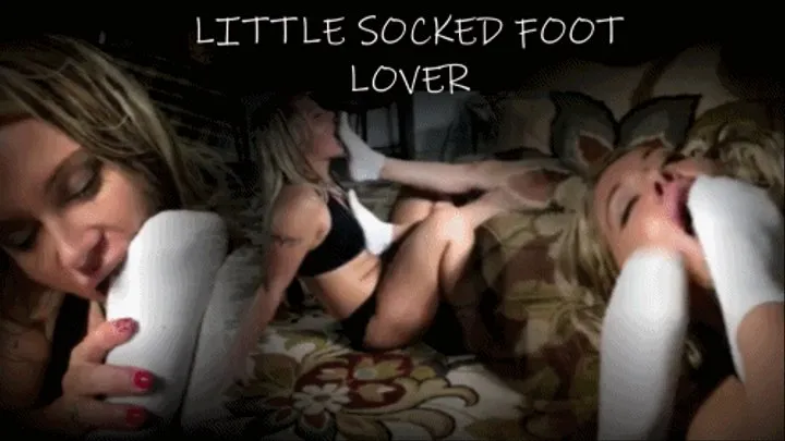 LITTLE SOCKED FOOT LOVER