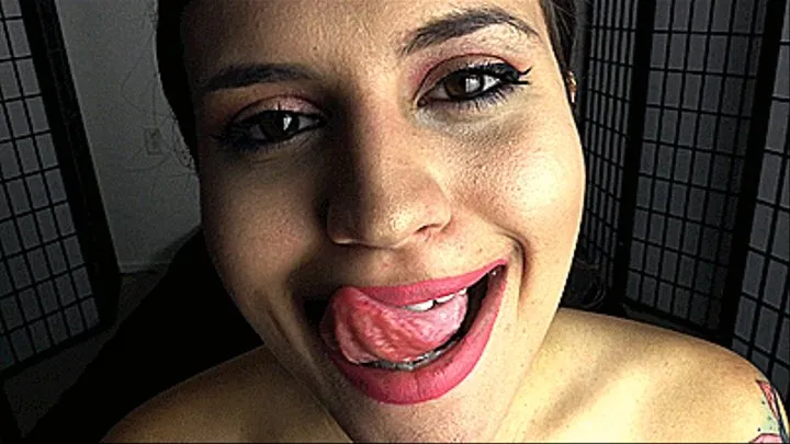 Raquel Roper's Updated Upclose Mouth Tour (LowRes)