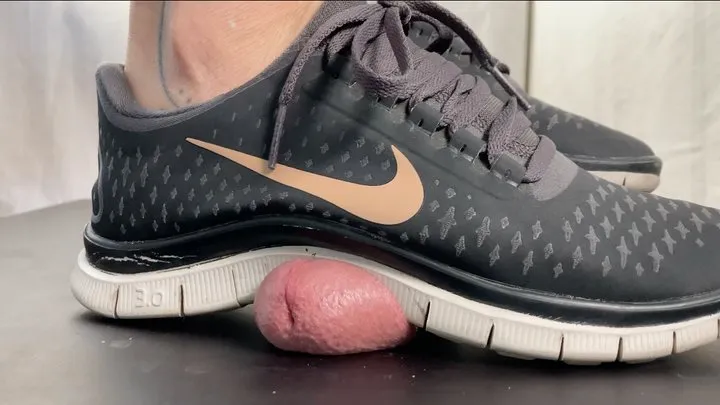 A cock crushing Shoejob in black Nike frees - CBT and some spitting - 2 cam version