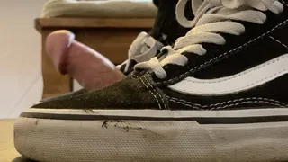 A Shoejob with Black Vans old Skool and black Vans Socks - Double cam