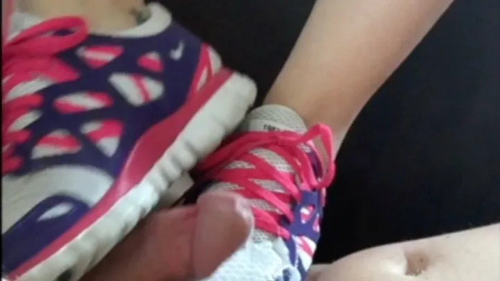 A Shoejob Cumpilation Part 2 - See all Cumshots scenes from our clips we used sneakers - Includes Nikes, Adidas and Asics sneakers - Cumplay scenes and Pussyscenes included