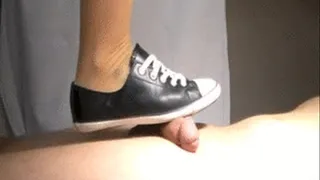 Converse chucks ballerinas - Bodytrampling and shoe job - side view