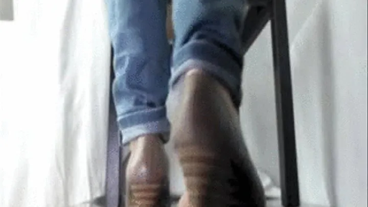 Shoejob in Tamaris Wedges - slave view