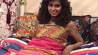 VIRGIN Arab Salim 18 & 19 yrs old Daddys Girl in a Home Video of Hairy Bush Arab girl