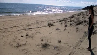 JULIA`S BEAUTIFUL FEET IN THE BEACH SAND