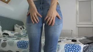 sexy round ass in blue jeans