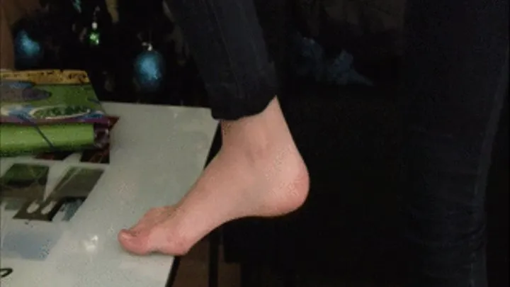 ADDICTED TO HIS FEET 8