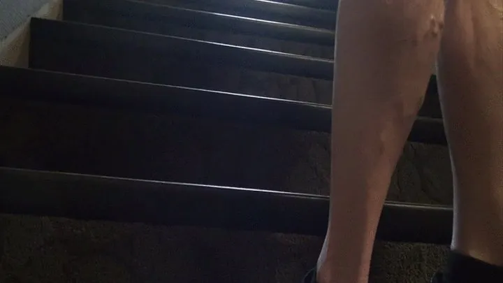 Flexing on hotel stairs