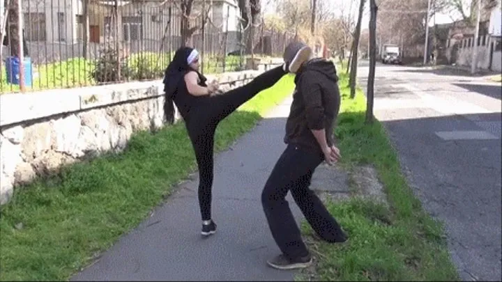 MIRA - THE WARRIOR NUN - STREET FIGHT - HIGH KICKS ON YOUR FACE AND BODY