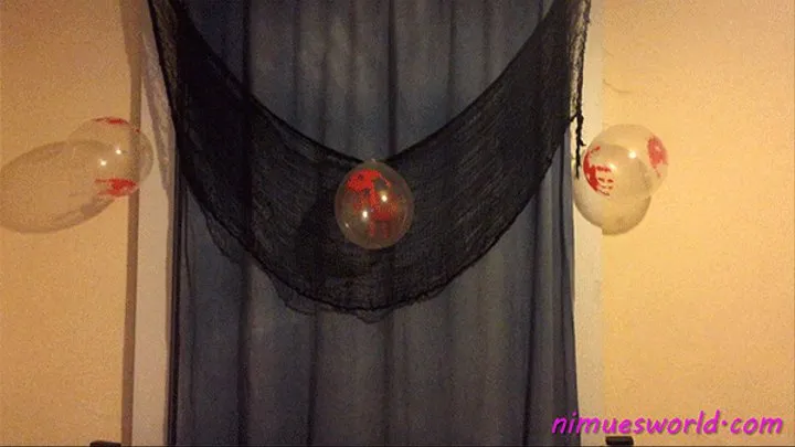 BBW Popping Halloween Balloons