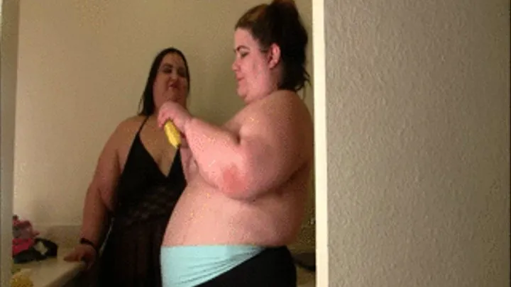 BBW Banana Smashing