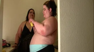 Bbw and SSBBW smash bananas