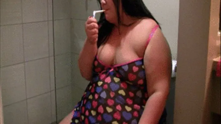 SSBBW Smoking on the toilet