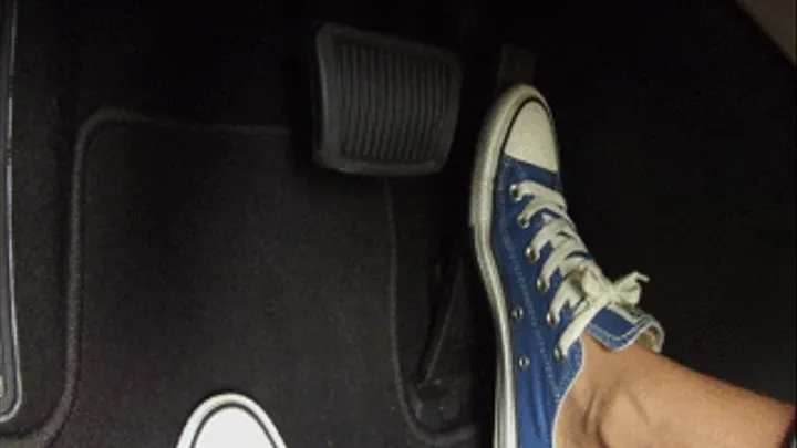 Noelle Peeling Out in the Optima in Converse (PedalCam)