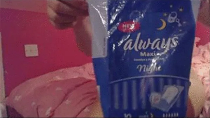 Always Maxi Night Pad in Blue Thong