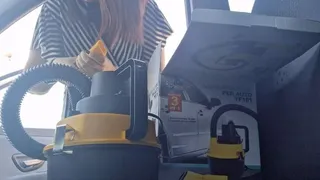 Sexy italian milf vacuum cleaner