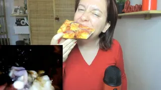 FULL VORE Experience - Eat Spicy Sausage Onion Pizza