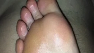 TIRED TOES AND SOLES GET CUMMISIDE - SUPER POV SOLES AND TOES - HUGE CUMSHOT