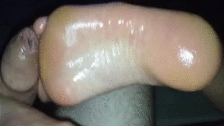 EXQUISITE SOLEJOB TOEJOB - PERFECT PINK SOLES - CUM ON SOLES - SOLES CUM PLAY