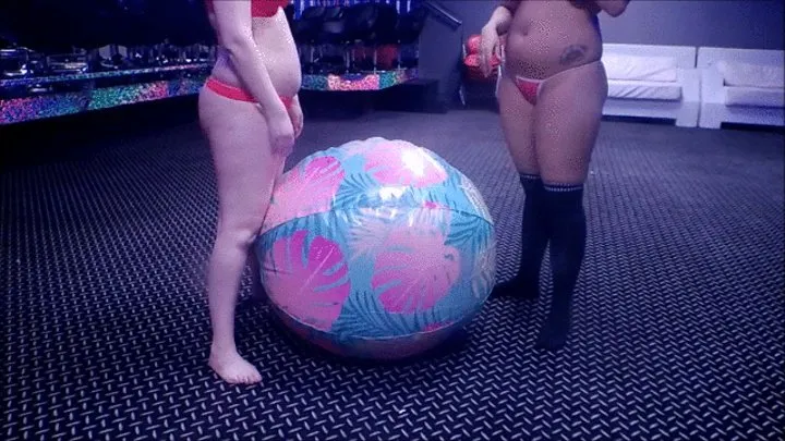 Addiction & Illianna :: Palm Tree Beach Ball - Hump & Grind