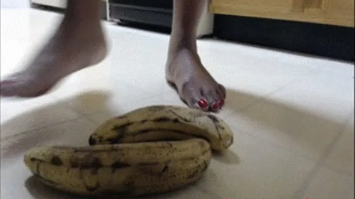 All Bananas Must Be Smashed By Feet!