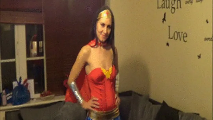 wonder woman sucks cock