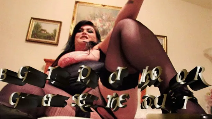 Big Tittied Goth Girl Gets Stretched Out