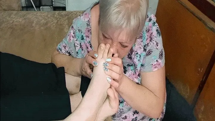 Stepmother loves to sniff feet