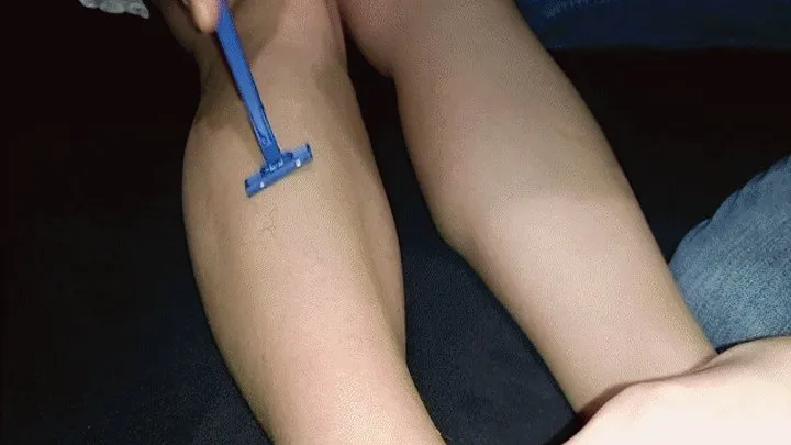 Shaved her legs for better pleasure