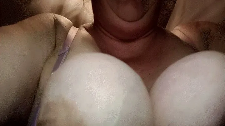 Keep your eyes on my bouncing tits