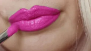 M - Sexy Barbie Pink Lipstick