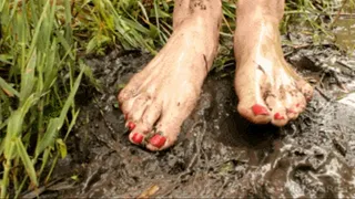 Playing in the mud with my long size 11 feet Ep. 2 (dirty feet covered with mud)