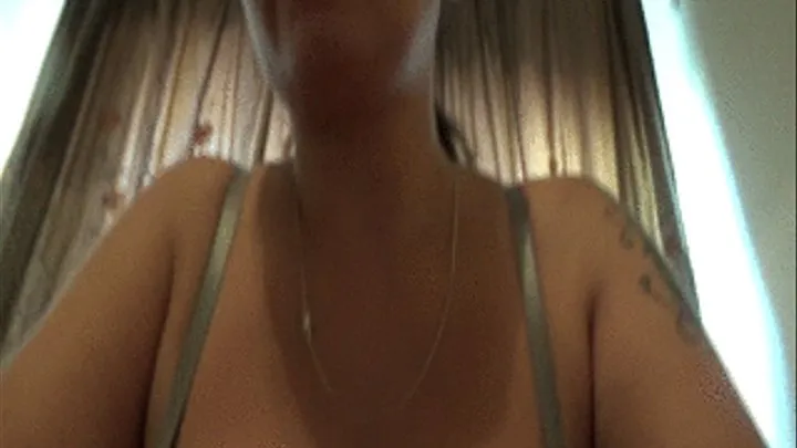 Mistress Roberta - Bouncing boobies worship-pov