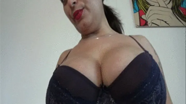 Mistress Roberta - Worship my bouncing boobies -pov