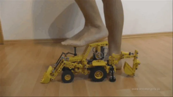 LEGO Toy Crush Barefoot