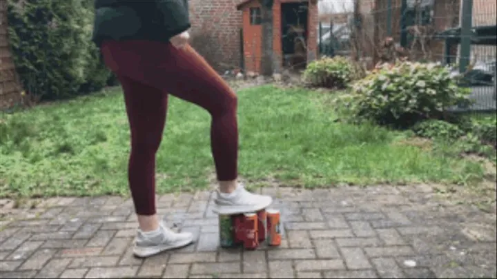 Sneaker-Girl Ena - Crushing Some Cans