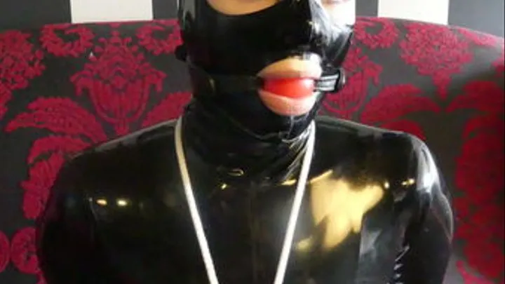 FULL RUBBER ENCLOUSURE BONDAGE 2.