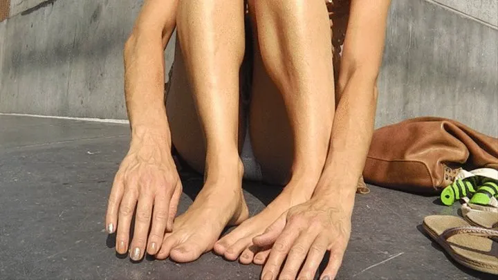 Veiny hands and feet on the square