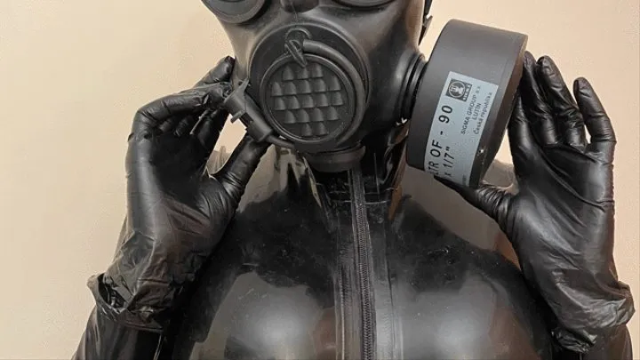 ANIMATED PHOTOS SET OF GASMASK TEASE