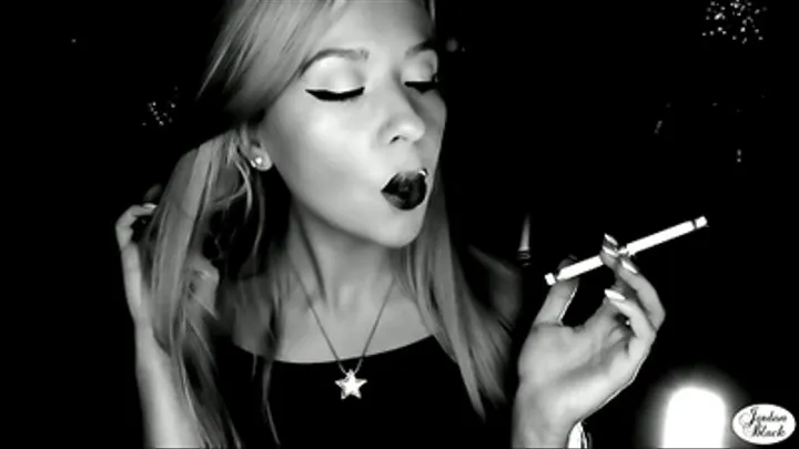 Dramatic B&W - Chain Smoking Two 120s