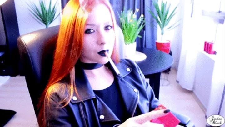 Gothic redhead smoking Marlboro [530, , wmv]